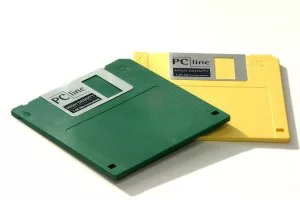floppy - सेकेंडरी मेमोरी क्या हैं?