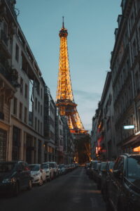pexels alex azabache 3182530 min 200x300 - pexels-alex-azabache-3182530-min